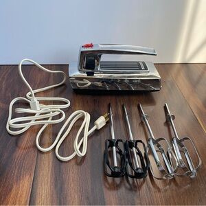 VTG Universal by GE Retro Stainless Steel Hand Mixer Working Multiple Beaters